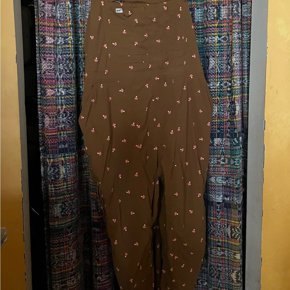 Women’s heirloom gardening overalls from Duluth